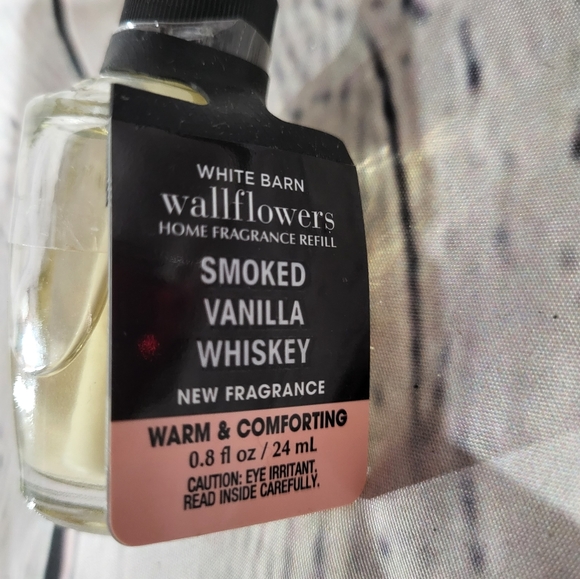 White Barn Accents White Barn Smoked Vanilla Whiskey Wallflower